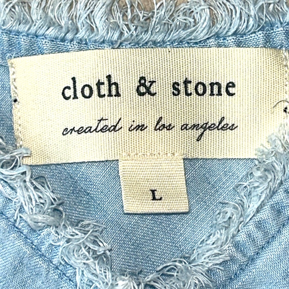 Cloth & Stone Anthropology 
Chambray V-Neck Tank Top L Distressed Frayed Denim - Picture 6 of 11